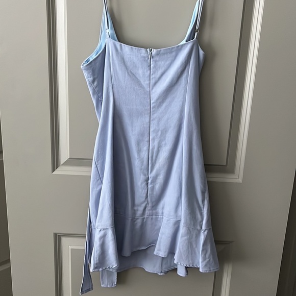 Princess Polly cottage hill mini dress baby blue. Size 6 - Picture 4 of 4